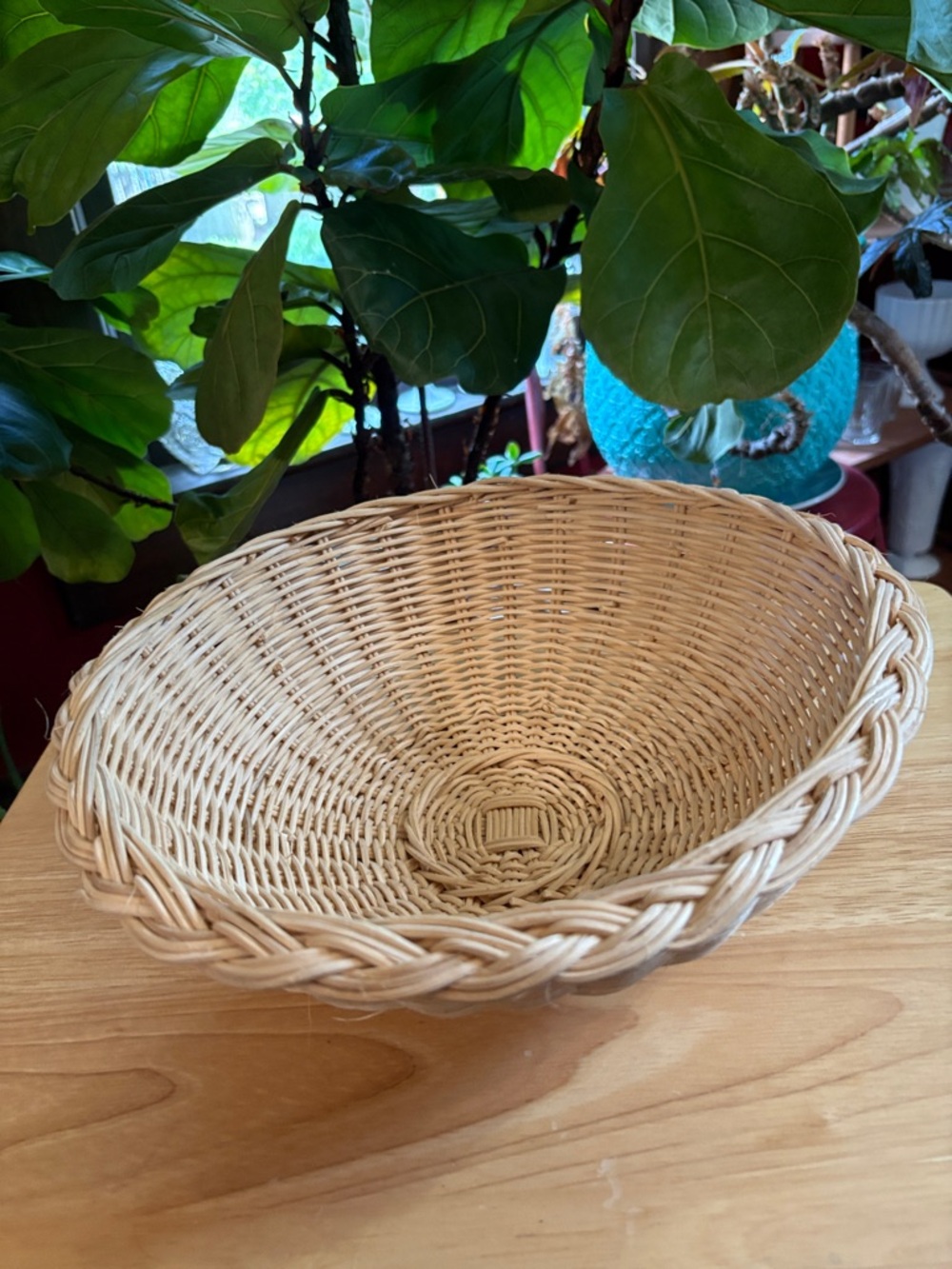 Natural Wicker Serving Basket - Cream